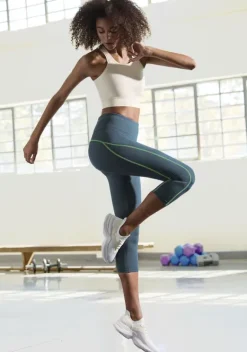 LASCANA ACTIVE Nachhaltige Homewear<Caprileggings"-Sporthose"