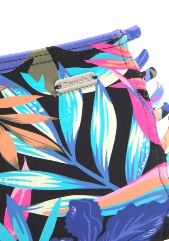 Bikini-Unterteile|Bench. Highwaist-Bikini-Hose"Pitch" Schwarz-Bedruckt
