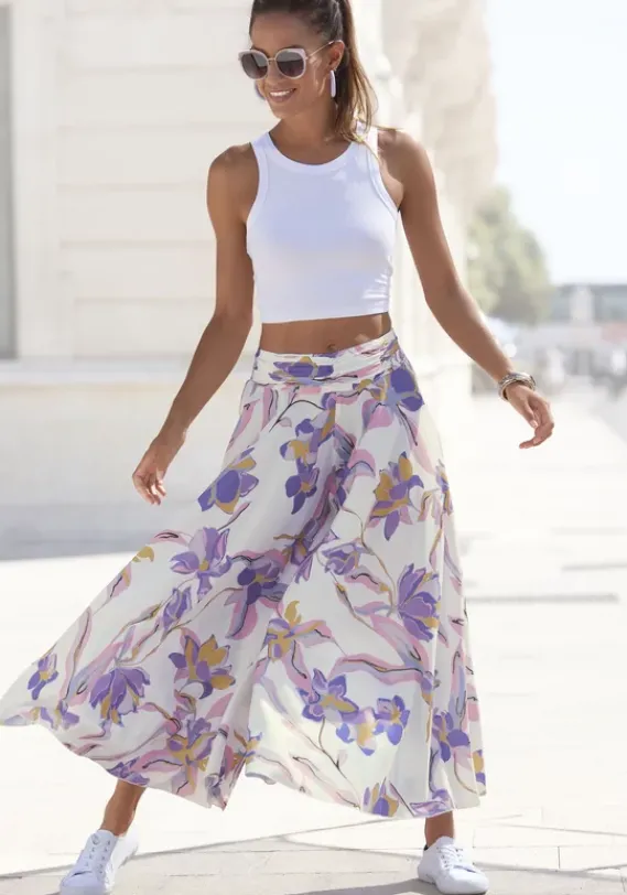 Strandmode|LASCANA Hosenrock"Blume" Creme-Flieder-Rose Bedruckt