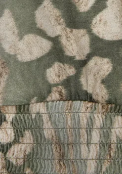 Damenshirts|LASCANA Kurzarmshirt Taupe-Grun-Bedruckt