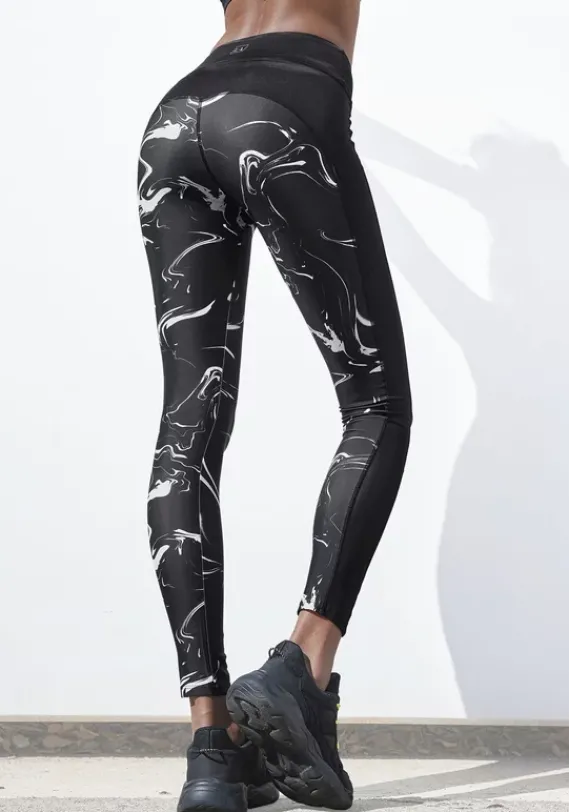 Relaxhosen|LASCANA ACTIVE Leggings"Black Marble" Schwarz-Marmoriert-Weis