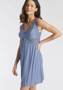 Vivance Dreams Negligees<Neglige