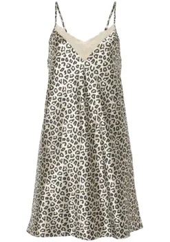 Buffalo Negligees<Neglige