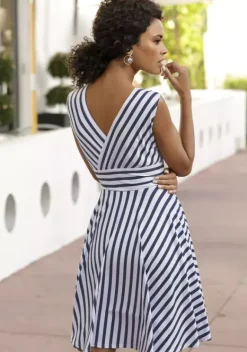 Kurze Kleider|LASCANA Sommerkleid Marine-Weis-Gestreift