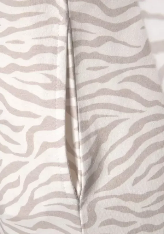 Strandkleider|LASCANA Sweatkleid"Mit Kapuze" Nougat-Beige