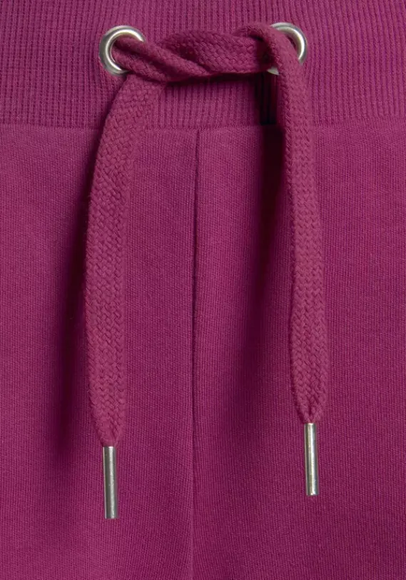 Nachhaltige Homewear|Bench. Sweatshorts Beere