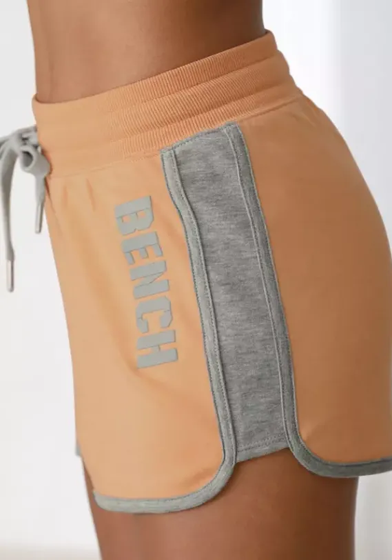 Nachhaltige Homewear|Bench. Sweatshorts"Mit Elastischem Bundchen," Pfirsich-Grau-Meliert
