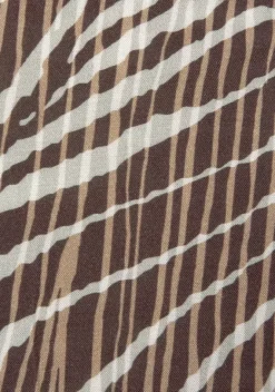 Kurze Kleider|LASCANA Wickelkleid Braun-Lindgrun Bedruckt